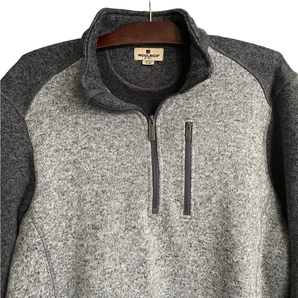 Woolrich Two-Toned Grey Men's Long Sleeve Quarter Zip EUC Size XL